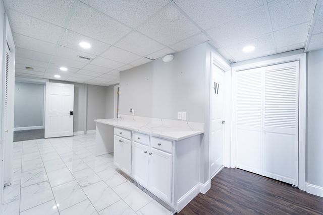 377 Shrewsbury St, Worcester, MA 01604