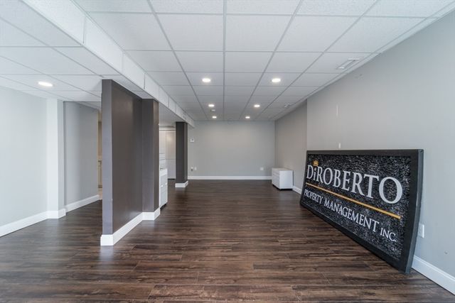 377 Shrewsbury St, Worcester, MA 01604