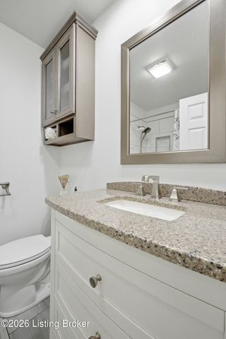 213 Club Oak Ct, Louisville, KY 40223