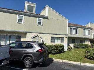 8043 Lagos De Campo Blvd F-3, Tamarac, FL 33321