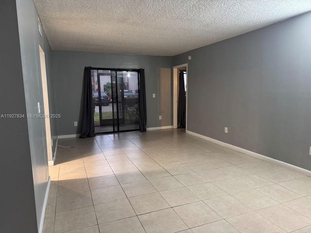 855 NE 209th St 102-34, Miami, FL 33179