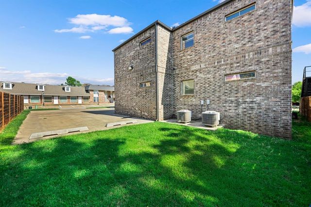 37 E Hurd Street 29, 33, 37, 41, Edmond, OK 73034
