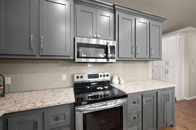 37 E Hurd Street 29, 33, 37, 41, Edmond, OK 73034