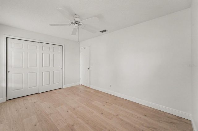 26166 NEWCOMBE CIR, Leesburg, FL 34748
