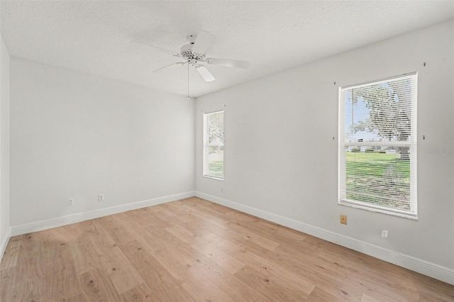 26166 NEWCOMBE CIR, Leesburg, FL 34748