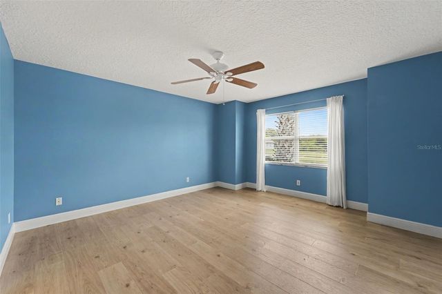 26166 NEWCOMBE CIR, Leesburg, FL 34748