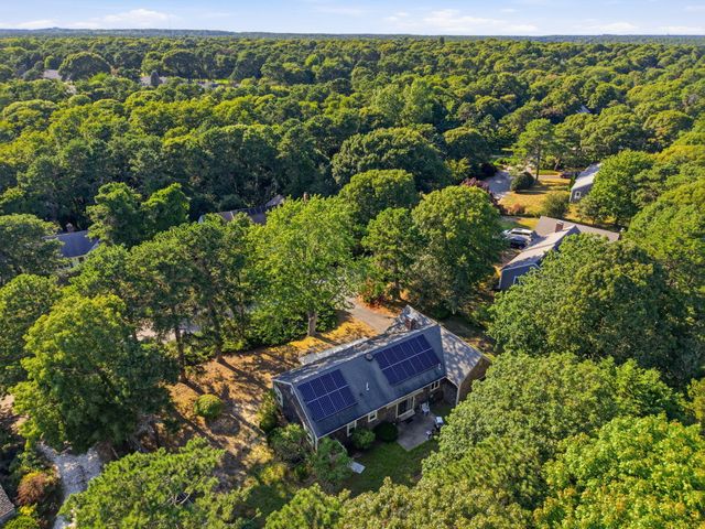 46 Four Seasons Drive, South Yarmouth, MA 02664
