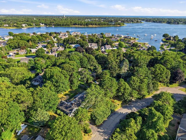 46 Four Seasons Drive, South Yarmouth, MA 02664