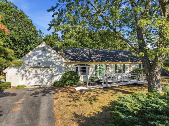 46 Four Seasons Drive, South Yarmouth, MA 02664