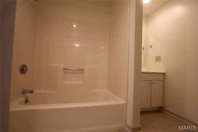 3809 Shenandoah Avenue Basement, St Louis, MO 63110