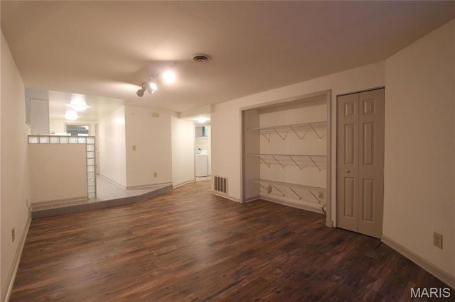 3809 Shenandoah Avenue Basement, St Louis, MO 63110