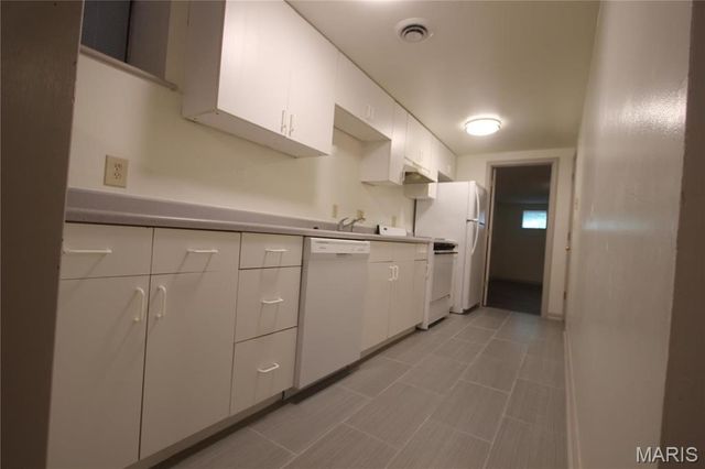 3809 Shenandoah Avenue Basement, St Louis, MO 63110