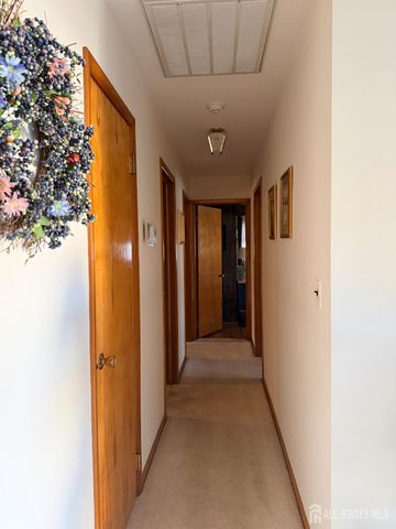 51 Adams Street, Edison, NJ 08820