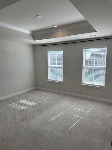 221 Pryor Dr, Gallatin, TN 37066