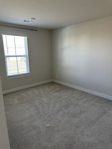 221 Pryor Dr, Gallatin, TN 37066