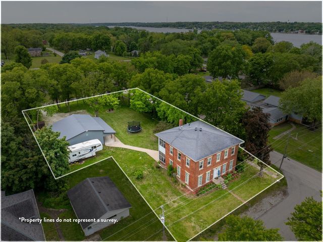 402 2nd Avenue South, Cordova, IL 61242