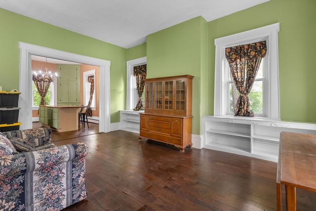 402 2nd Avenue South, Cordova, IL 61242