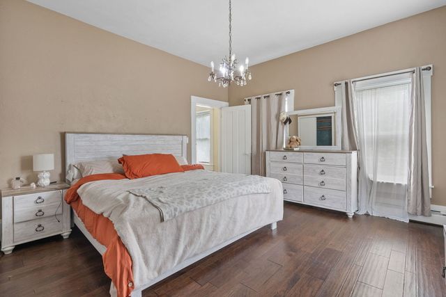 402 2nd Avenue South, Cordova, IL 61242