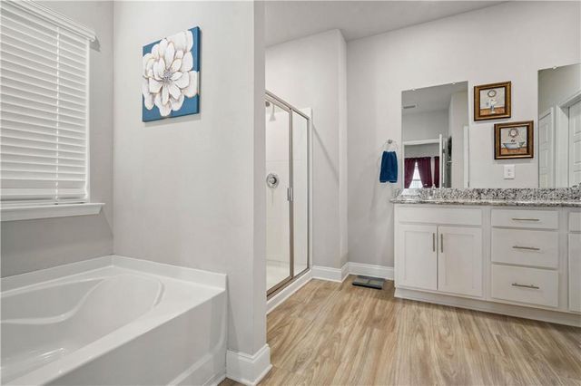 8186 Marigold N Loop, Semmes, AL 36575