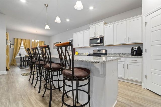 8186 Marigold N Loop, Semmes, AL 36575