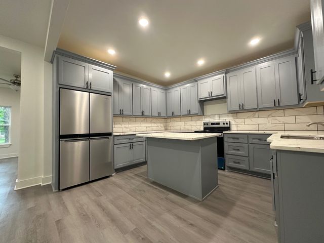 907 Davis Street S, Sulphur Springs, TX 75482