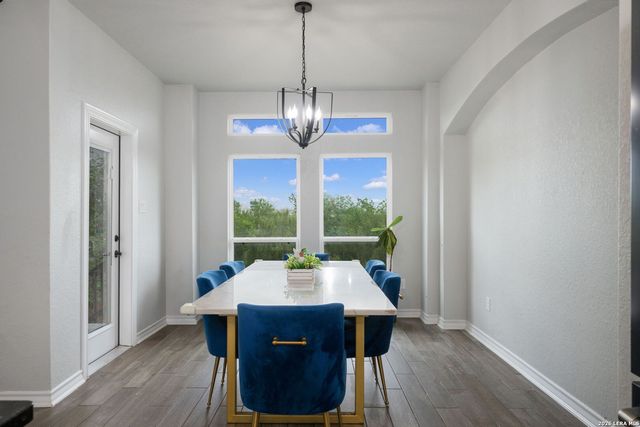 15214 Comanche Wolf, San Antonio, TX 78233