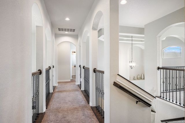 15214 Comanche Wolf, San Antonio, TX 78233