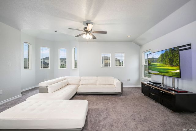 15214 Comanche Wolf, San Antonio, TX 78233