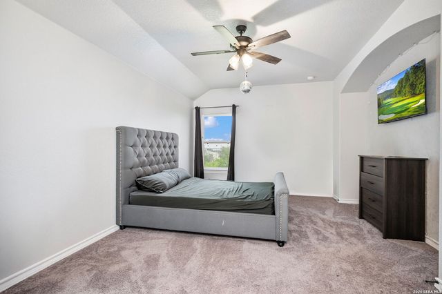 15214 Comanche Wolf, San Antonio, TX 78233