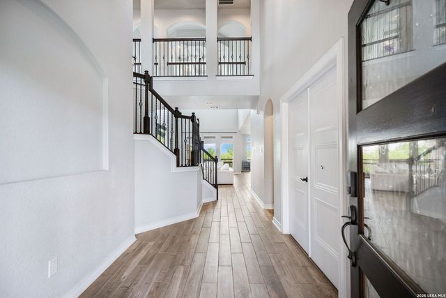 15214 Comanche Wolf, San Antonio, TX 78233