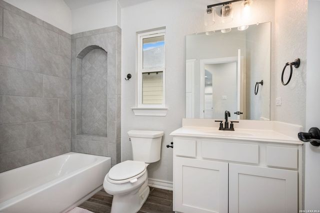 15214 Comanche Wolf, San Antonio, TX 78233