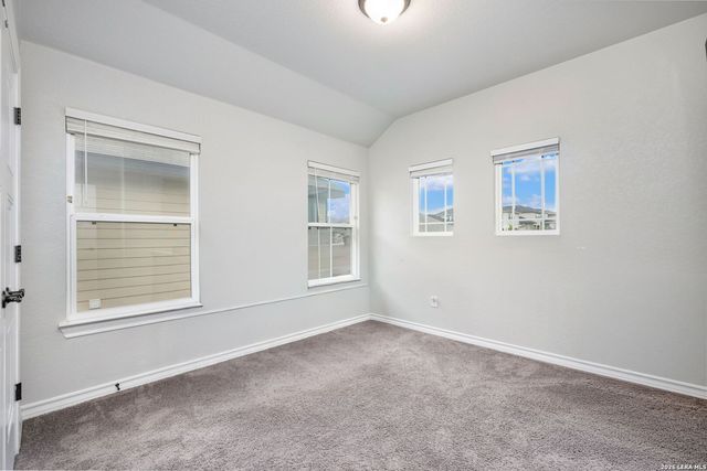 15214 Comanche Wolf, San Antonio, TX 78233