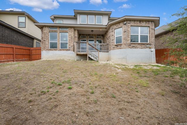 15214 Comanche Wolf, San Antonio, TX 78233