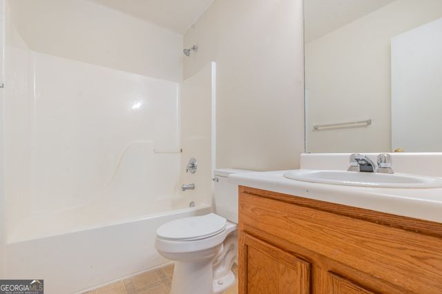 1134 Saint Phillips Court, Locust Grove, GA 30248