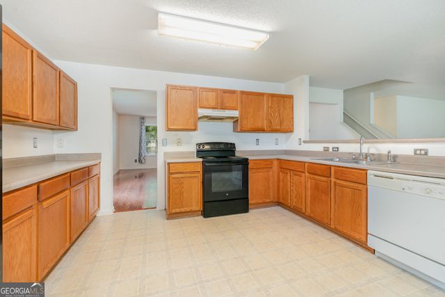 1134 Saint Phillips Court, Locust Grove, GA 30248