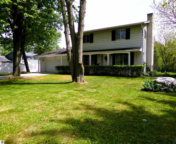1324 E Bennett Street, Mt Pleasant, MI 48858