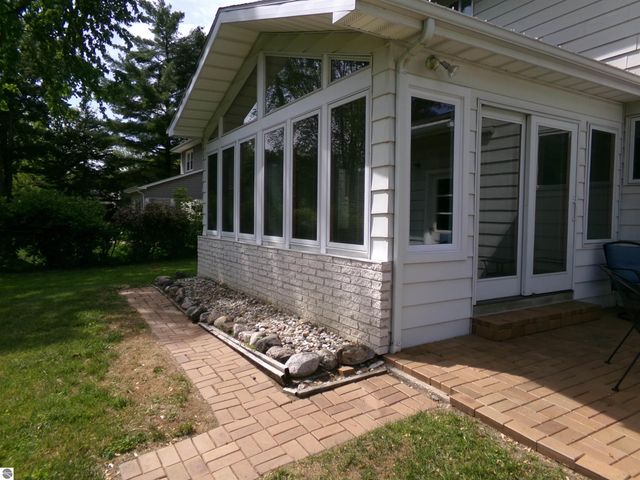 1324 E Bennett Street, Mt Pleasant, MI 48858