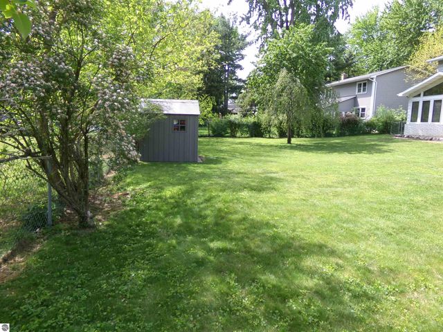 1324 E Bennett Street, Mt Pleasant, MI 48858