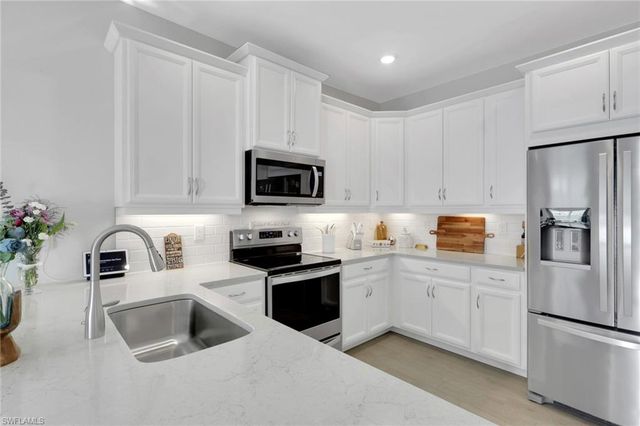 831 Enbrook LOOP, Naples, FL 34114