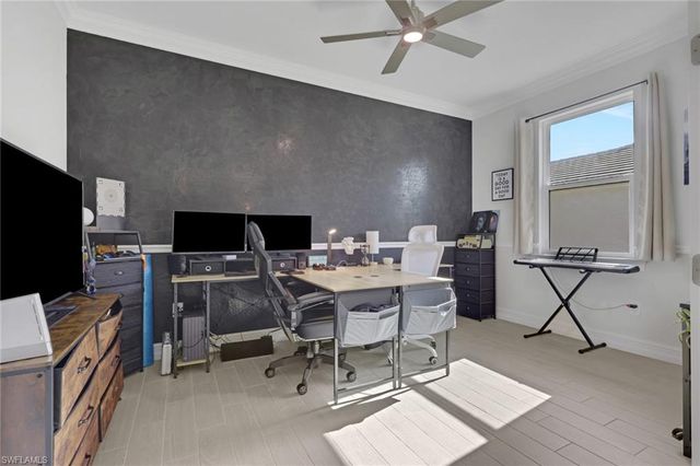 831 Enbrook LOOP, Naples, FL 34114