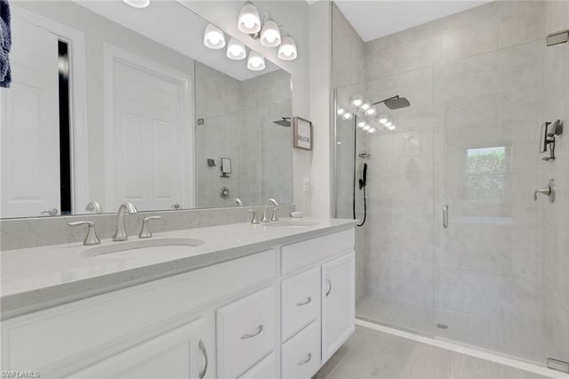 831 Enbrook LOOP, Naples, FL 34114