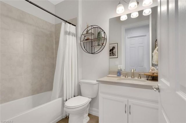 831 Enbrook LOOP, Naples, FL 34114