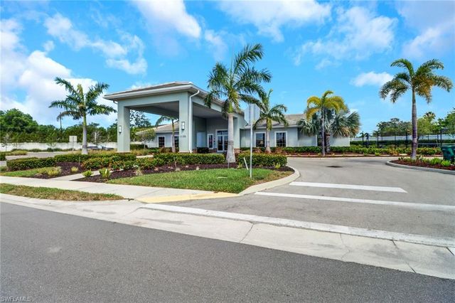 831 Enbrook LOOP, Naples, FL 34114