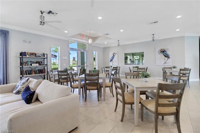 831 Enbrook LOOP, Naples, FL 34114