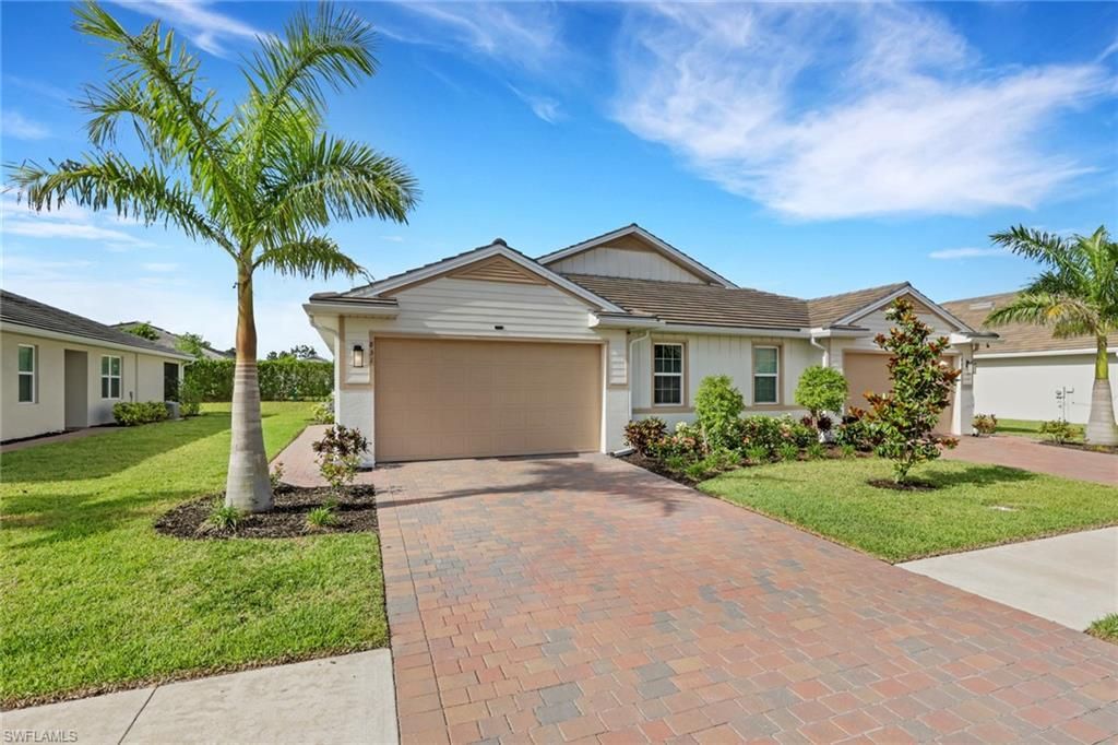 831 Enbrook LOOP, Naples, FL 34114