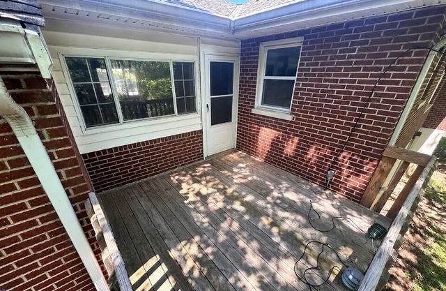 1005 Rose Circle, Park Hills, KY 41011