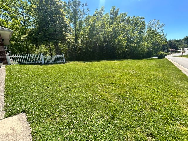 1005 Rose Circle, Park Hills, KY 41011