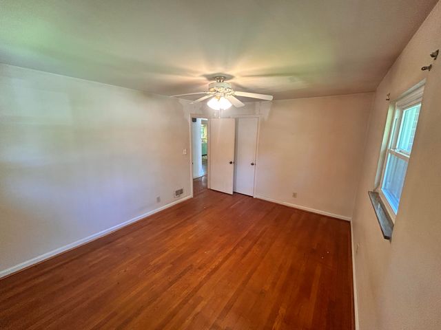 1005 Rose Circle, Park Hills, KY 41011