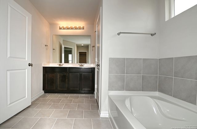 13035 Minuet Sway, San Antonio, TX 78252