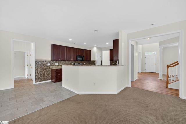 102 Blanding Lane, Greer, SC 29650